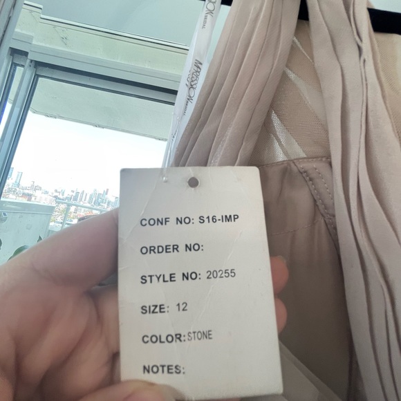 Beautiful Taupe Blush One Shoulder Dress Gown - Brand new - Picture 4 of 6